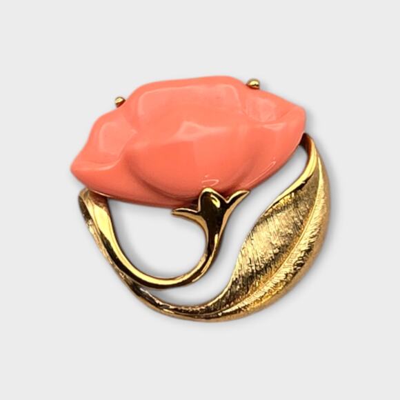 Vintage Avon Coral Rose Flower Brooch Gold Tone with Leaf Accent - Picture 2 of 6